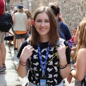 Meet your Posher, Angie